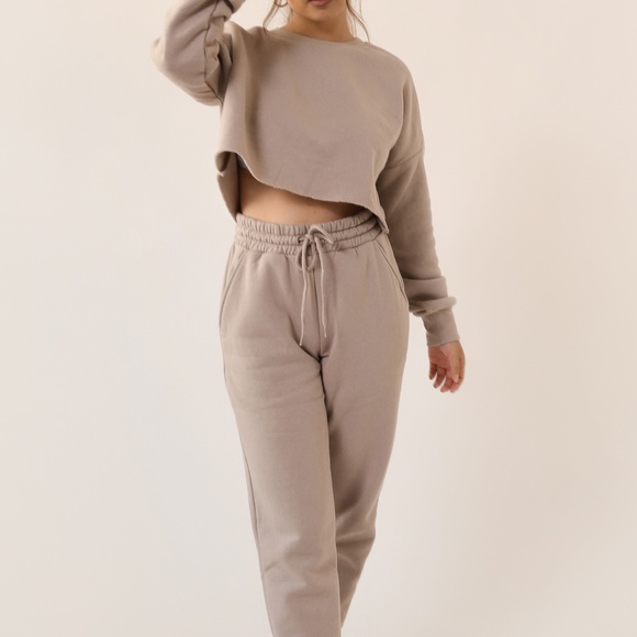 Ash Brown Crop Sweatshirt + Sweatpants Set - Picture 3 of 4